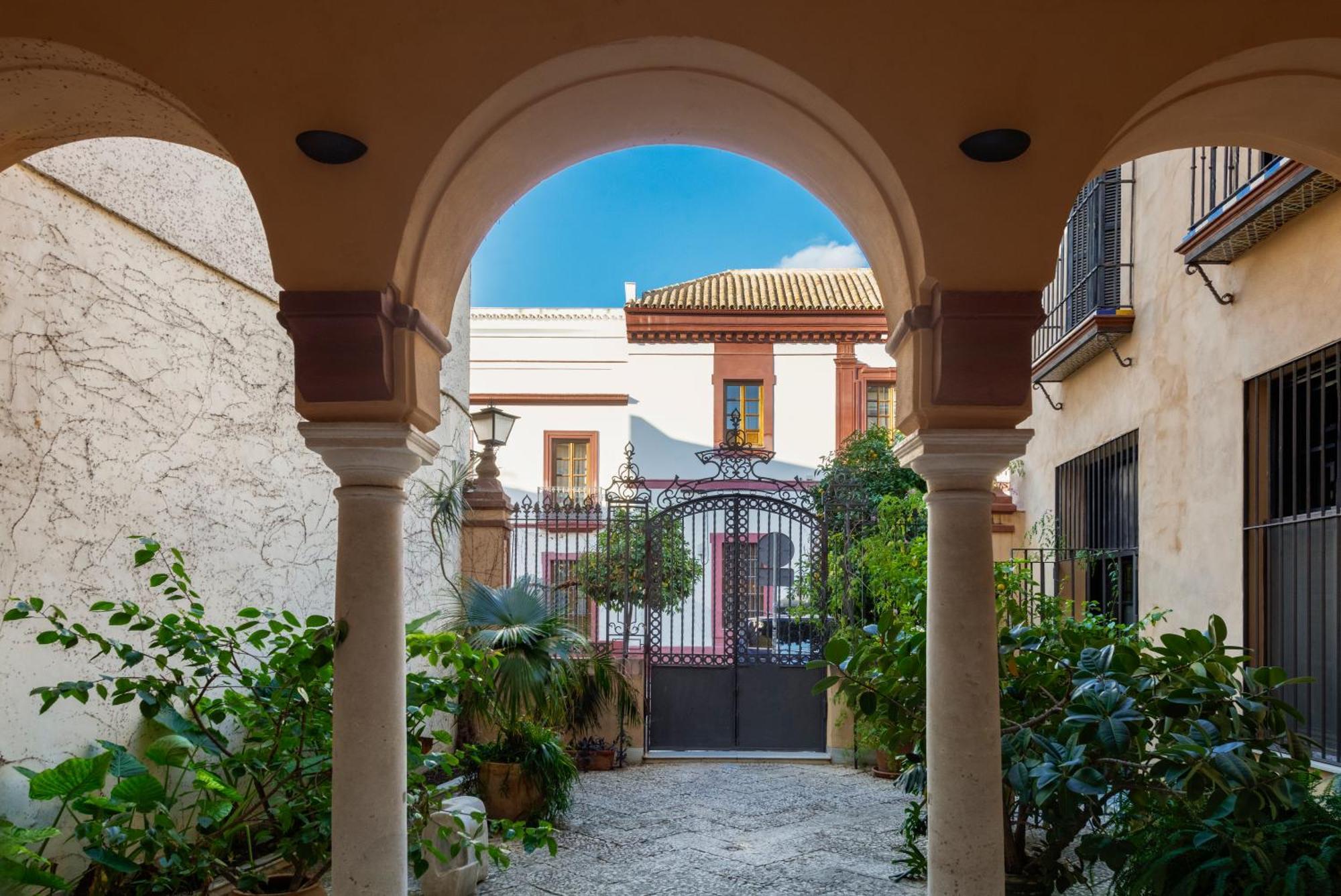 Misterhost Conde De Torrejon Daire Sevilla Dış mekan fotoğraf